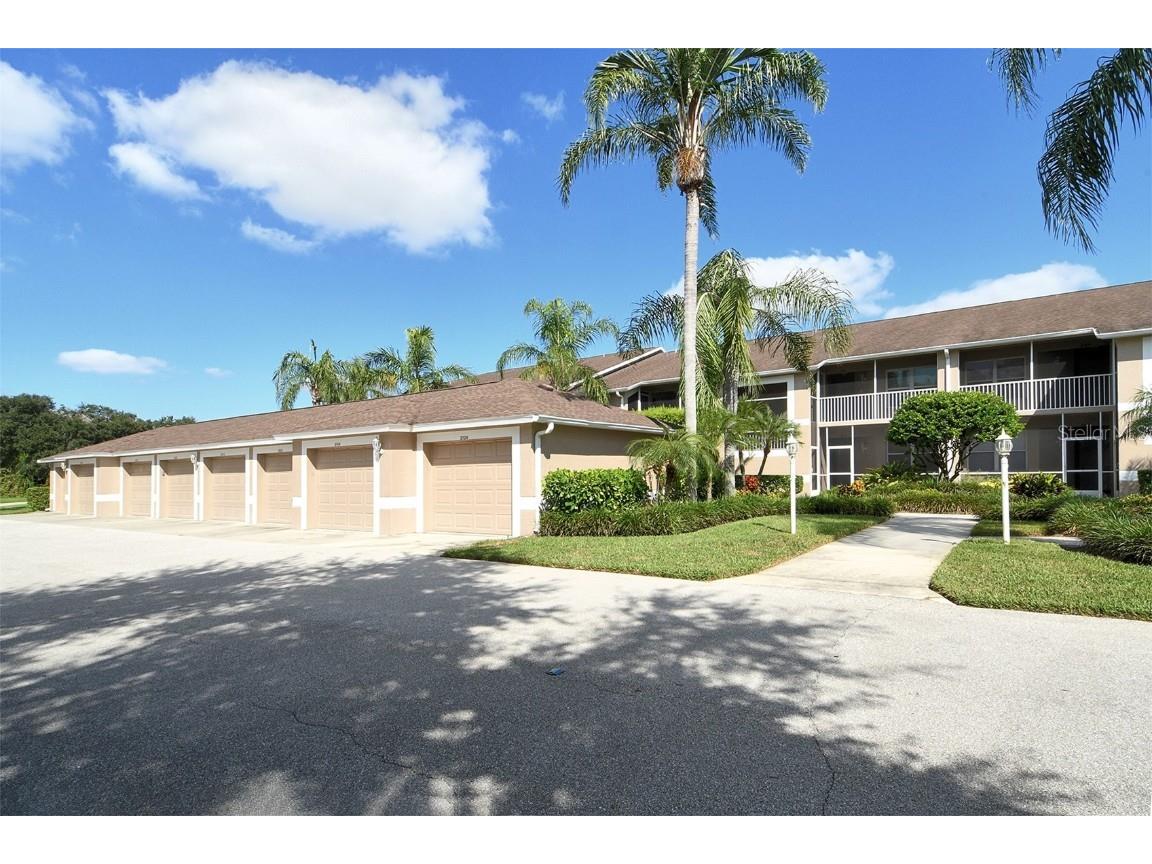 5310 Hyland Hills Avenue #2123 Sarasota FL 34241 A4670306 image3