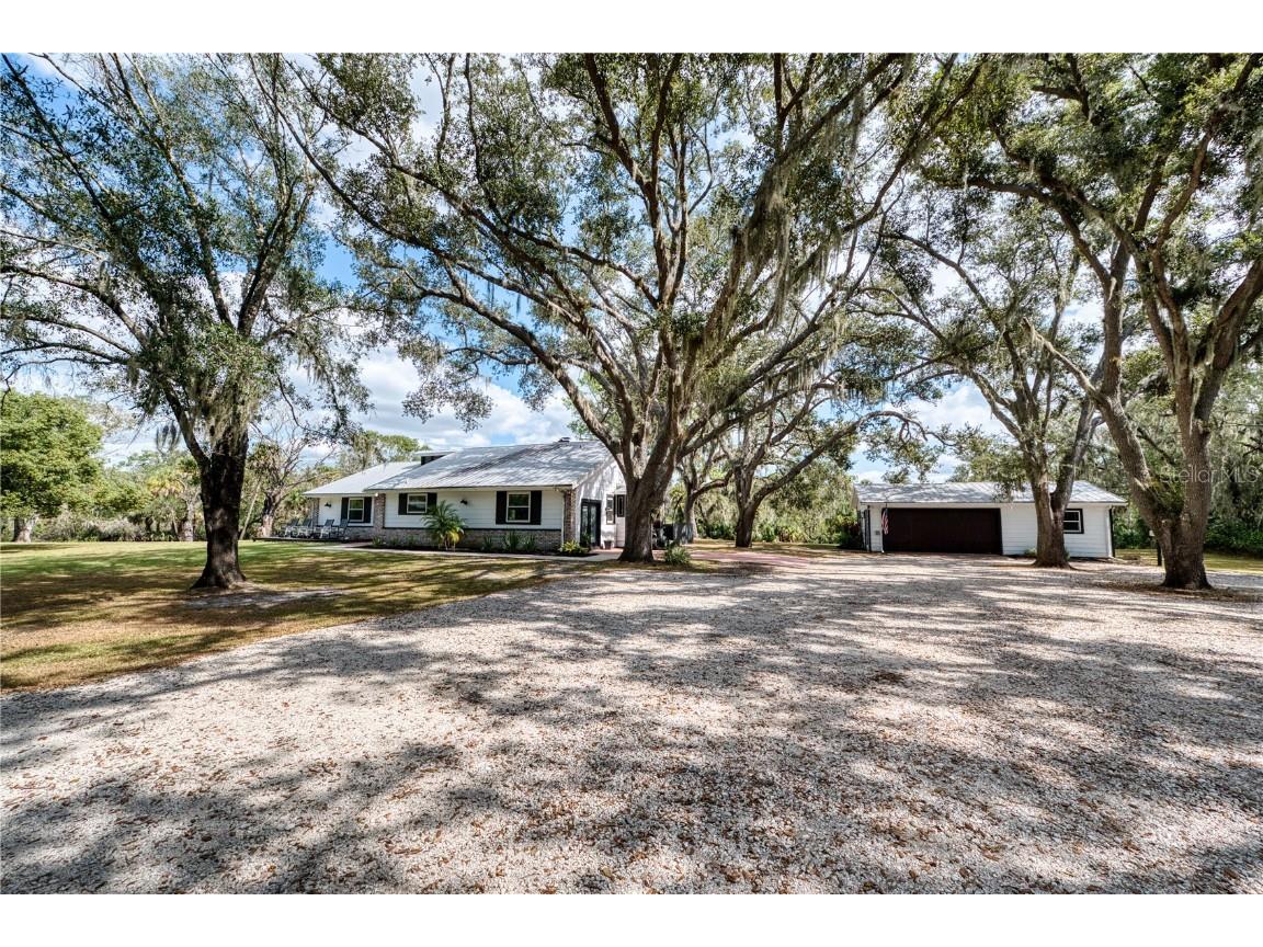 5310 Jim Davis Road Parrish FL 34219 - GAMBLE CREEK A4669394 image1