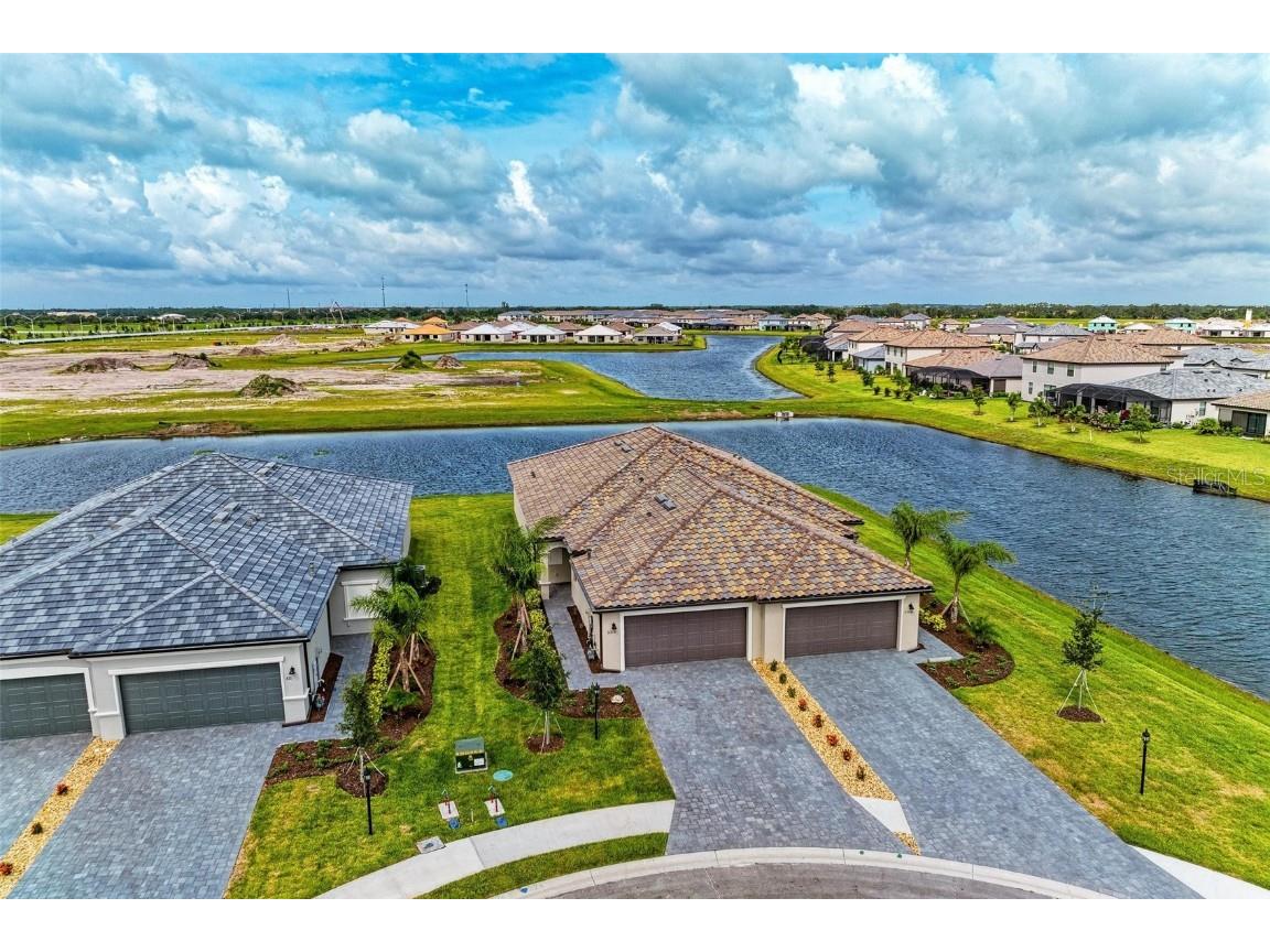 5310 White Sand Cove Lakewood Ranch FL 34211 A4573553 image1