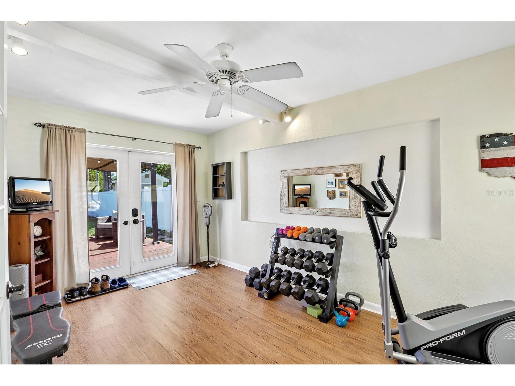 5311 39th Avenue N Saint Petersburg FL 33709 TB8516689 image16