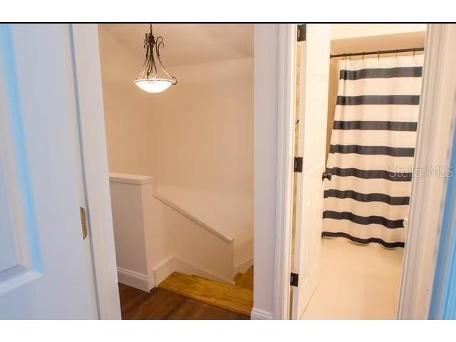 5311 Creek Drive Sarasota FL 34231 A4633792 image16