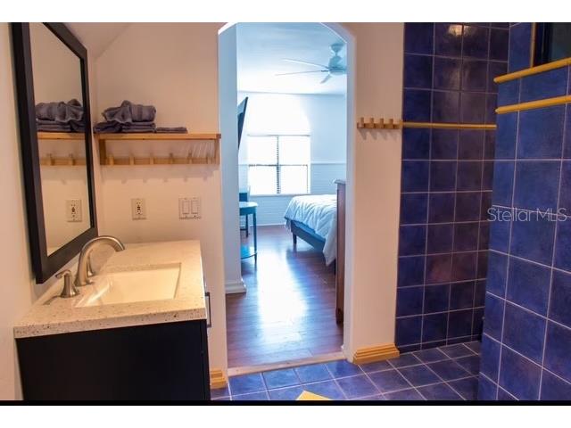 5311 Creek Drive Sarasota FL 34231 A4633792 image21