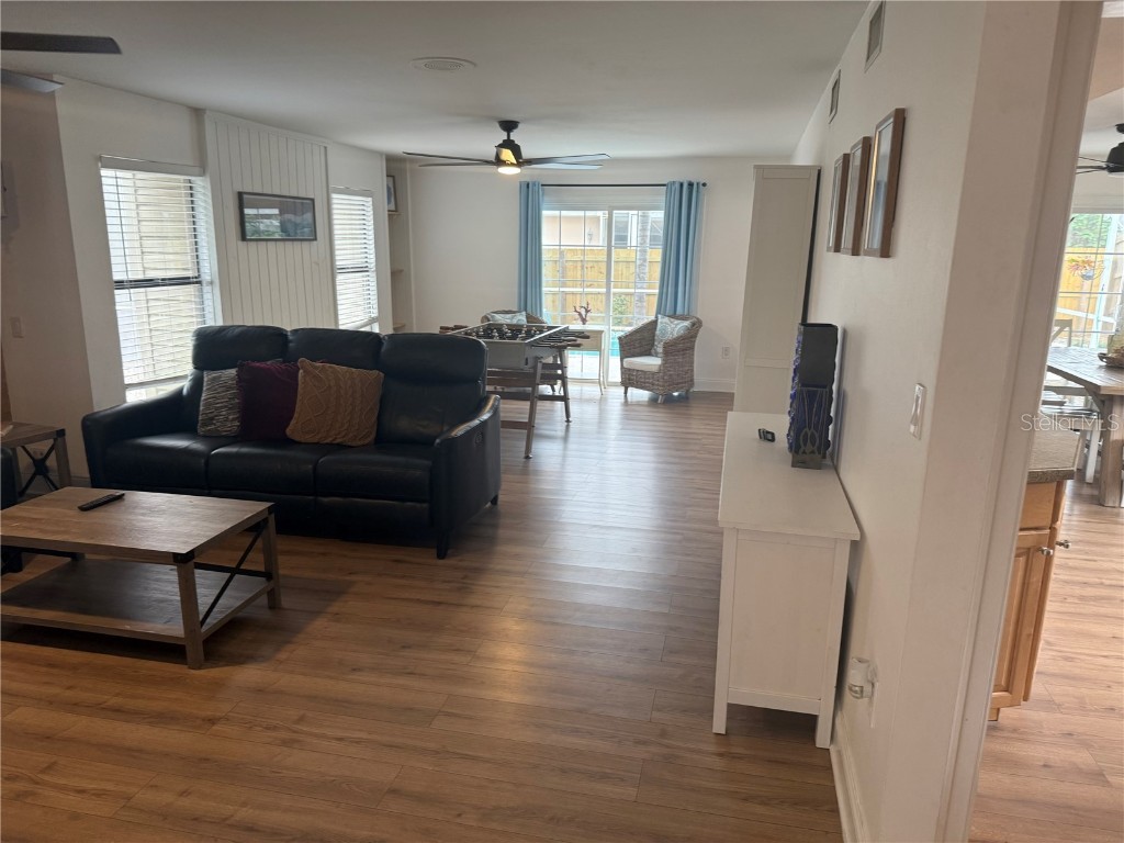 5311 Creek Drive Sarasota FL 34231 A4633792 image7