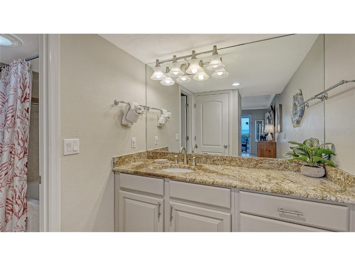 5311 Gulf Of Mexico Drive #3 Longboat Key FL 34228 - GULF OF MEXICO A4672601 image24