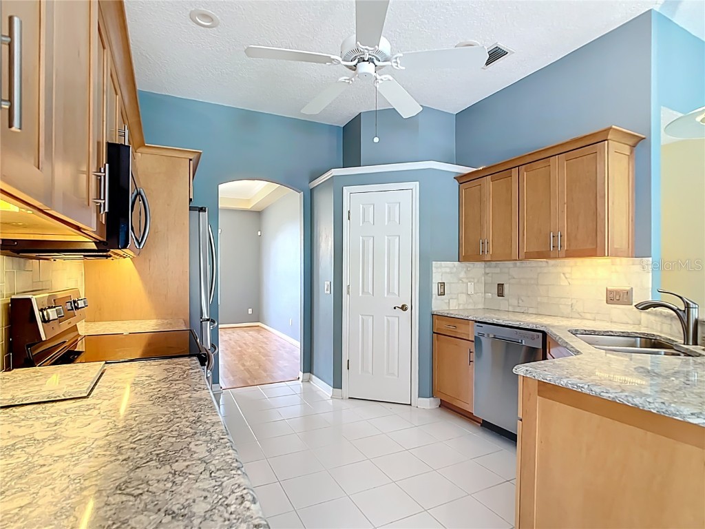 5311 Saddleback Court Lady Lake FL 32159 - LAKE GRIFFIN O6315537 image19