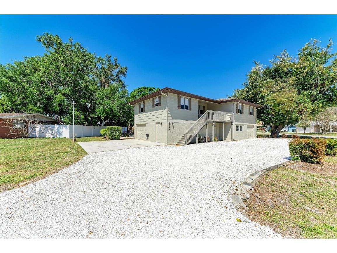 5311 San Jose Drive Sarasota FL 34235 A4645498 image1