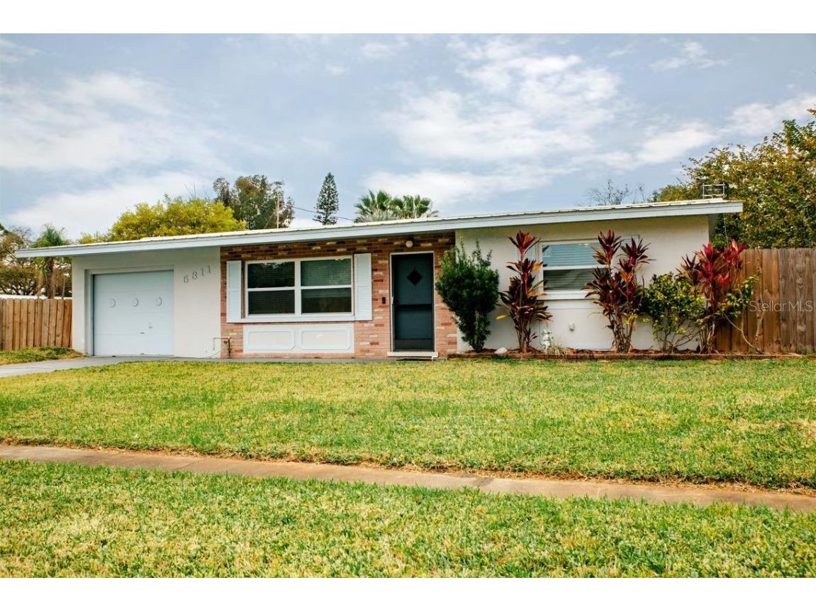 5311 Woodvale Drive Sarasota FL 34232 C7454425 image1