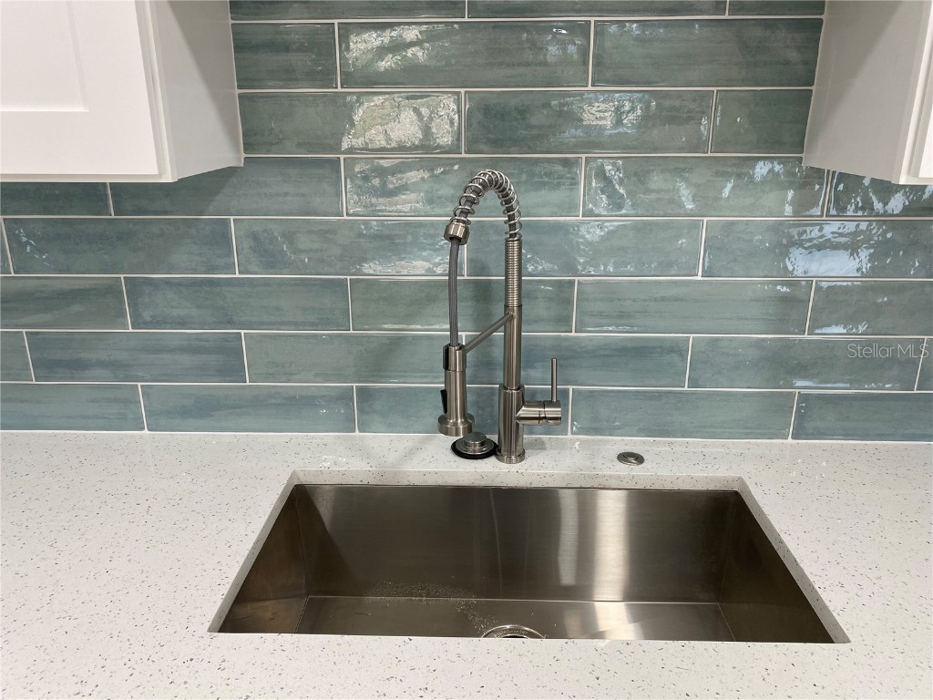 5312 Birch Avenue Sarasota FL 34233 TB8461298 image6