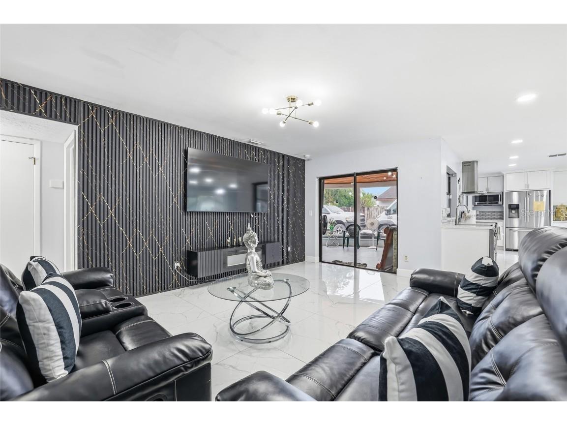 5312 Black Pine Drive Tampa FL 33624 TB8455290 image15