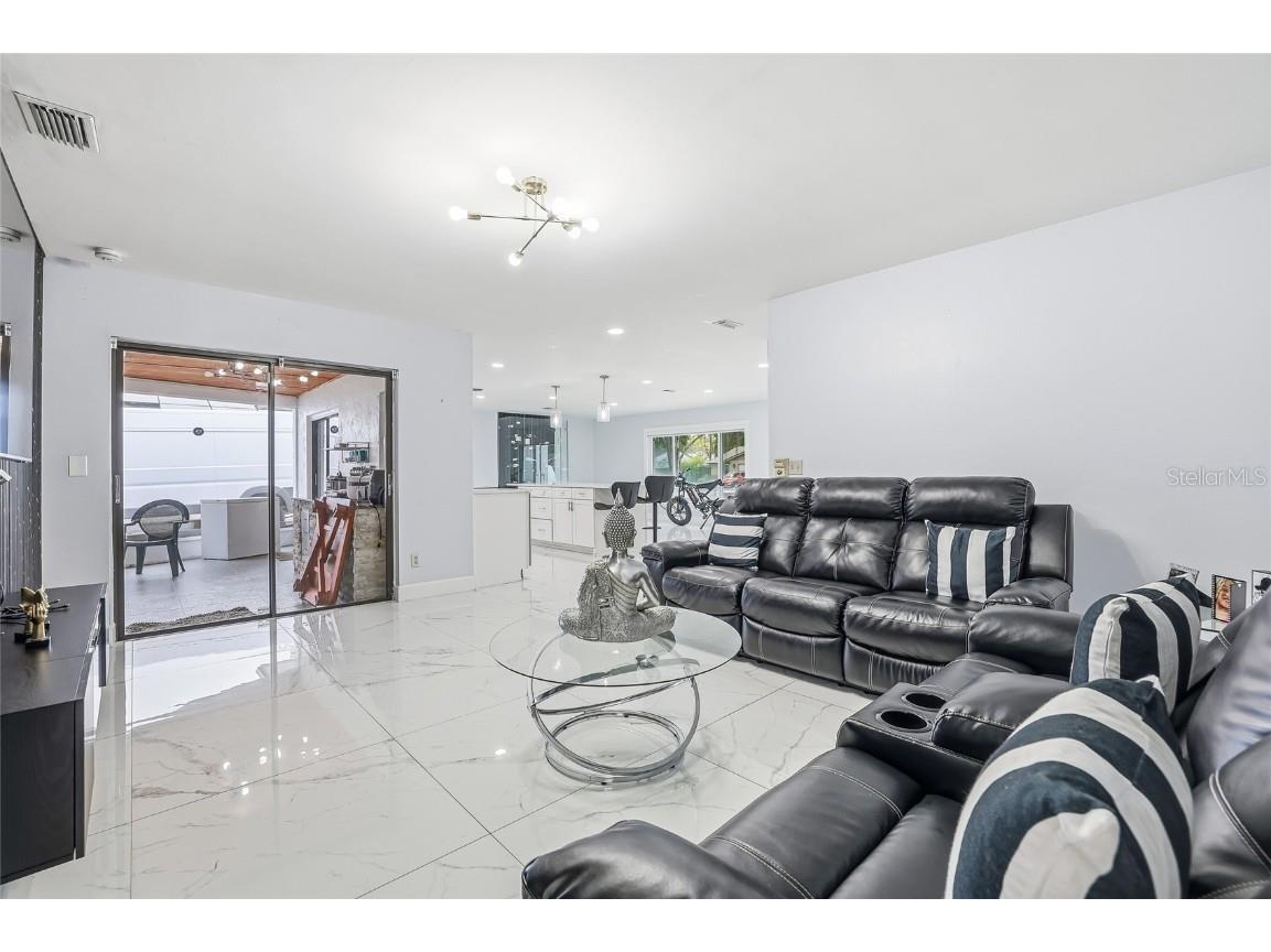 5312 Black Pine Drive Tampa FL 33624 TB8455290 image16