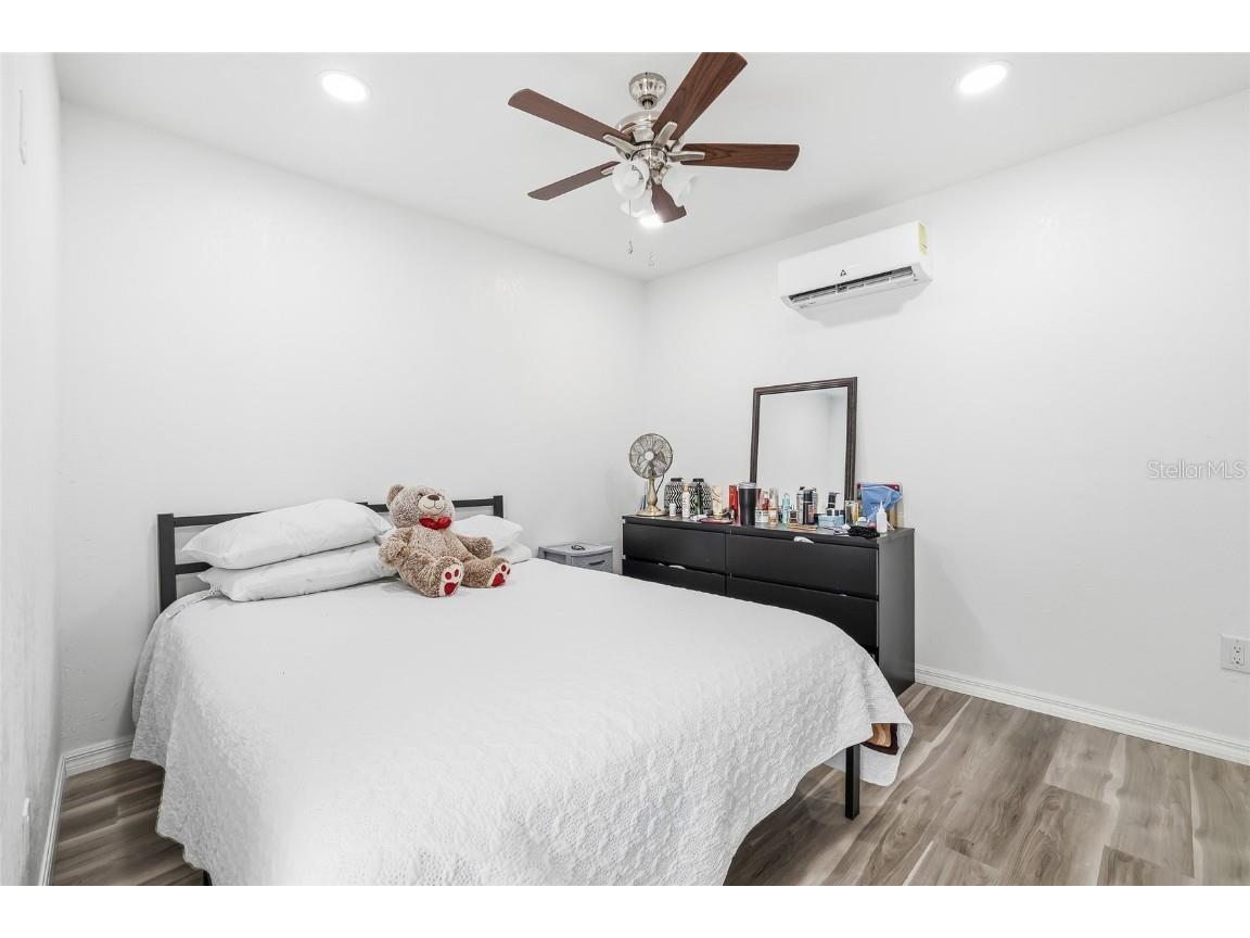 5312 Black Pine Drive Tampa FL 33624 TB8455290 image24