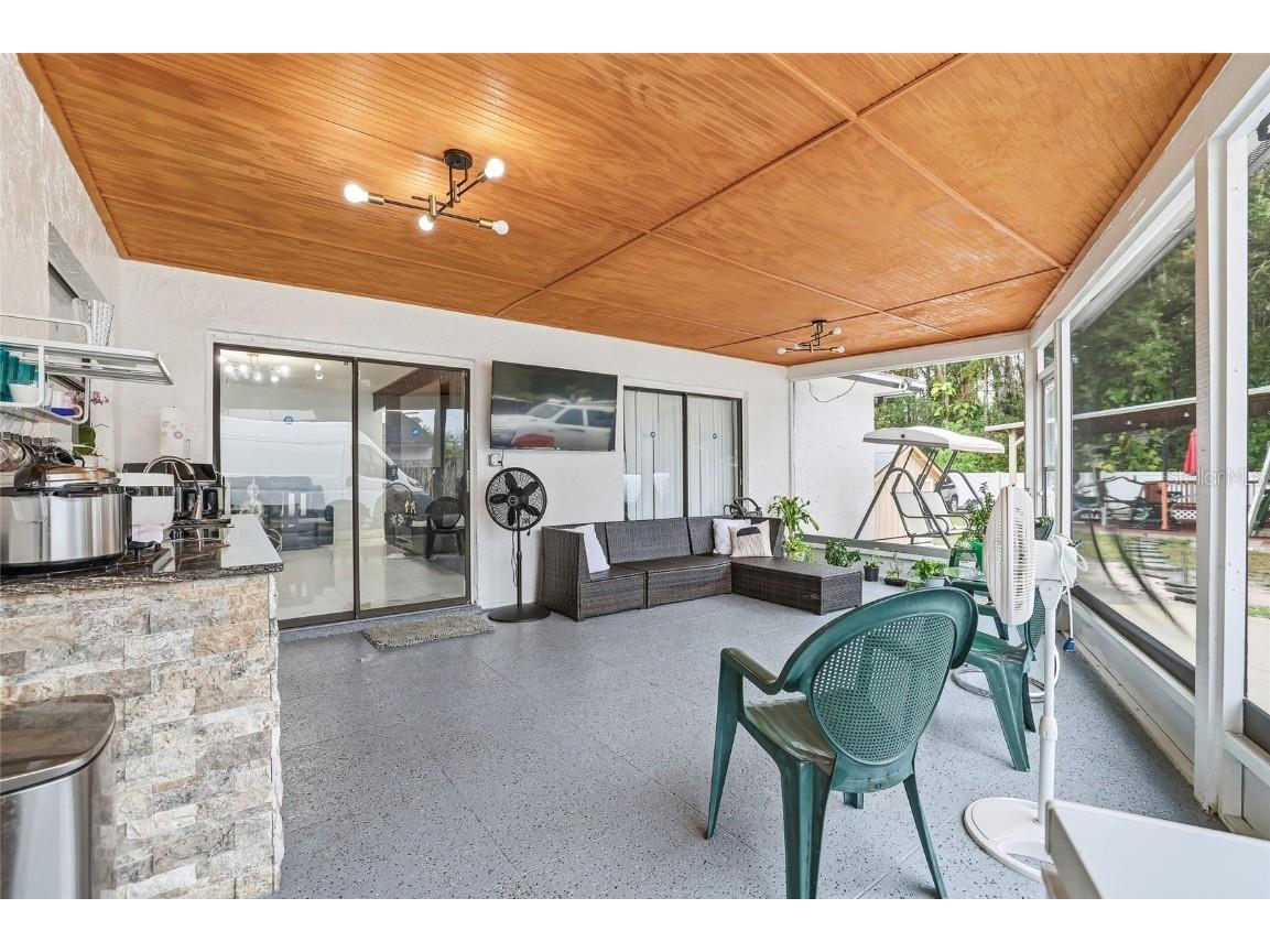 5312 Black Pine Drive Tampa FL 33624 TB8455290 image32