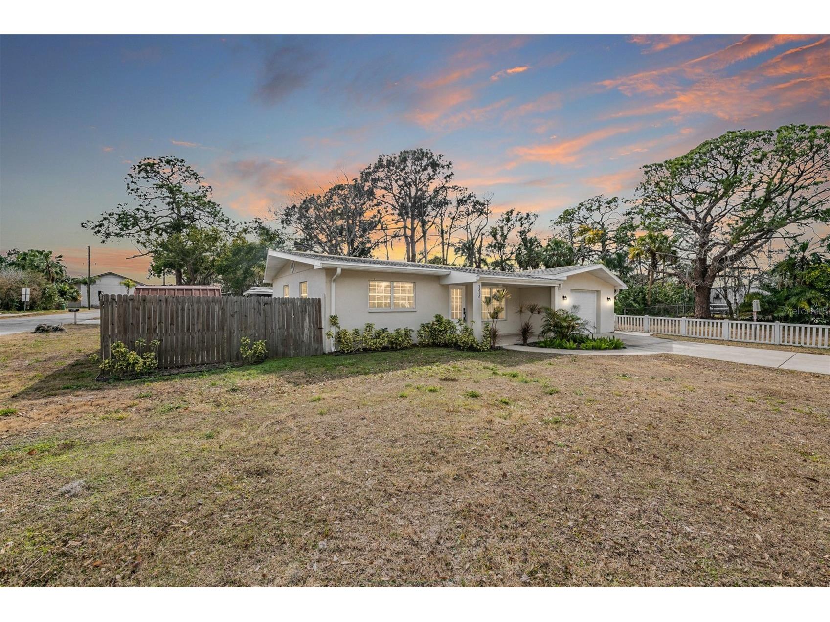 5312 Dartmouth Road New Port Richey FL 34652 TB8475397 image1