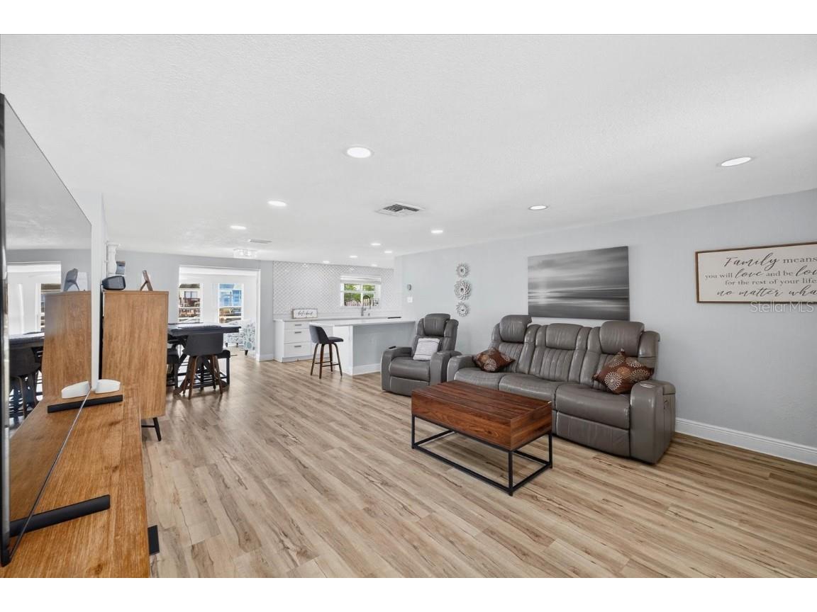 5312 Flora Avenue Holiday FL 34690 TB8437023 image6