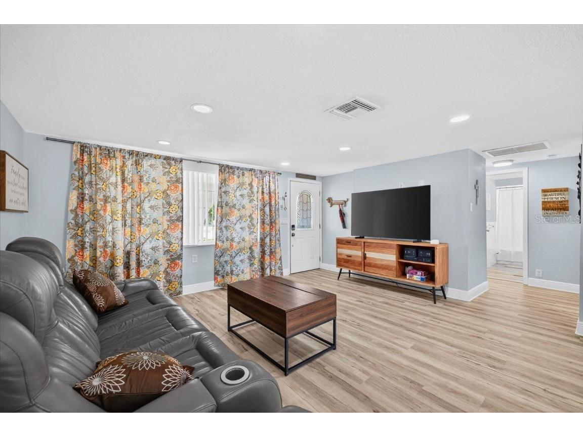 5312 Flora Avenue Holiday FL 34690 TB8437023 image8