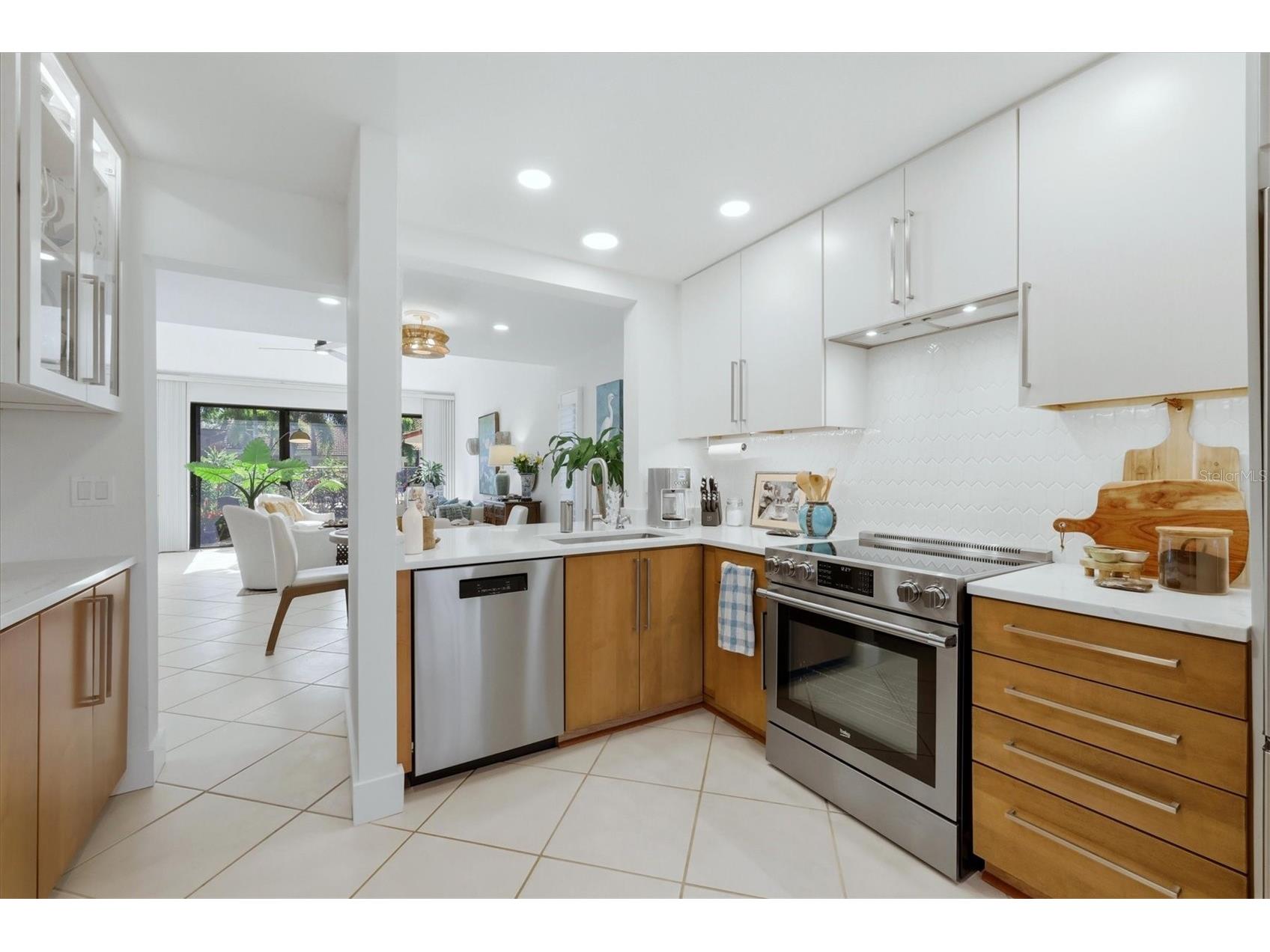 5312 Huntingwood Court #39 Sarasota FL 34235 A4686095 image16