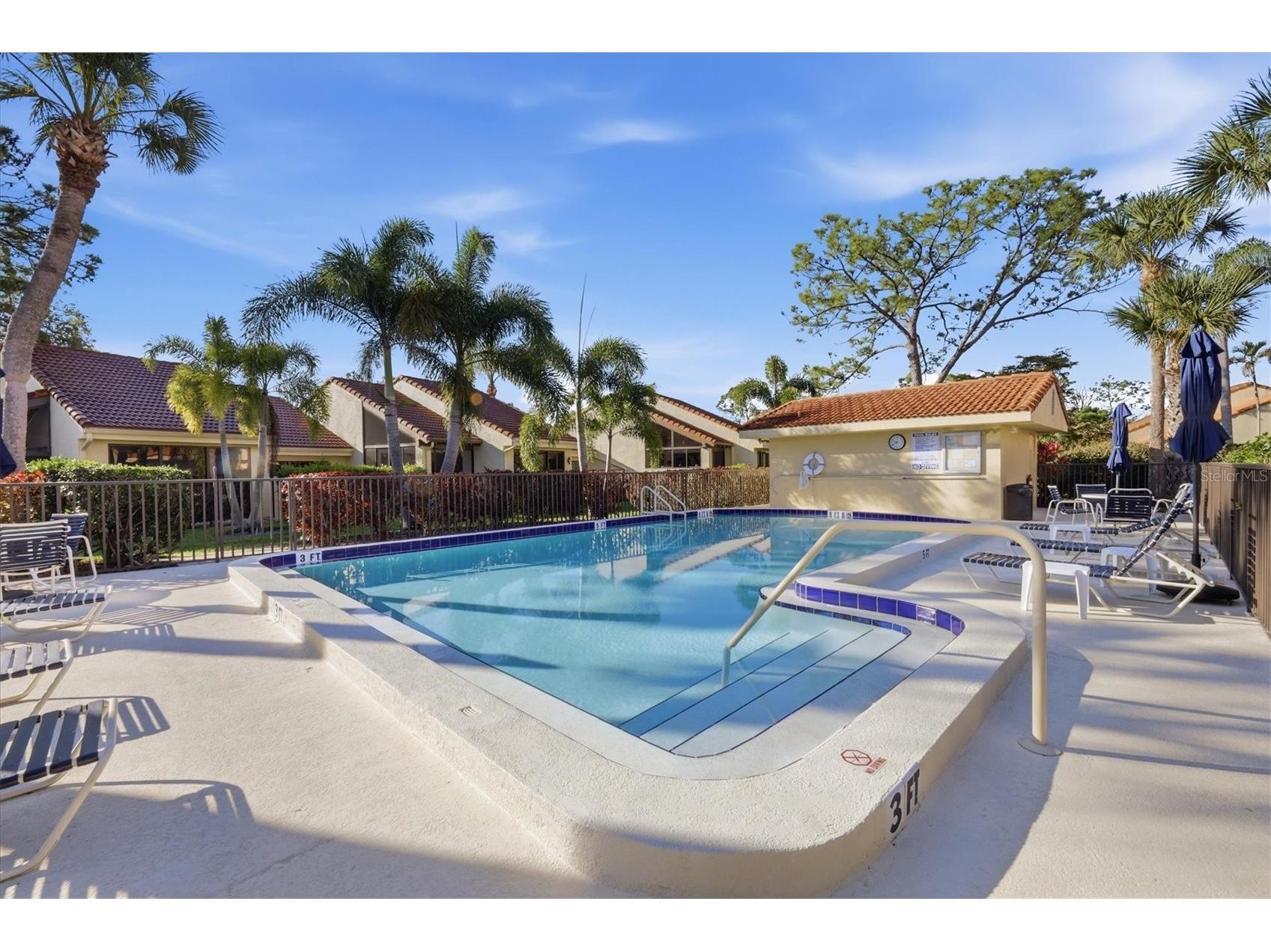 5312 Huntingwood Court #39 Sarasota FL 34235 A4686095 image35