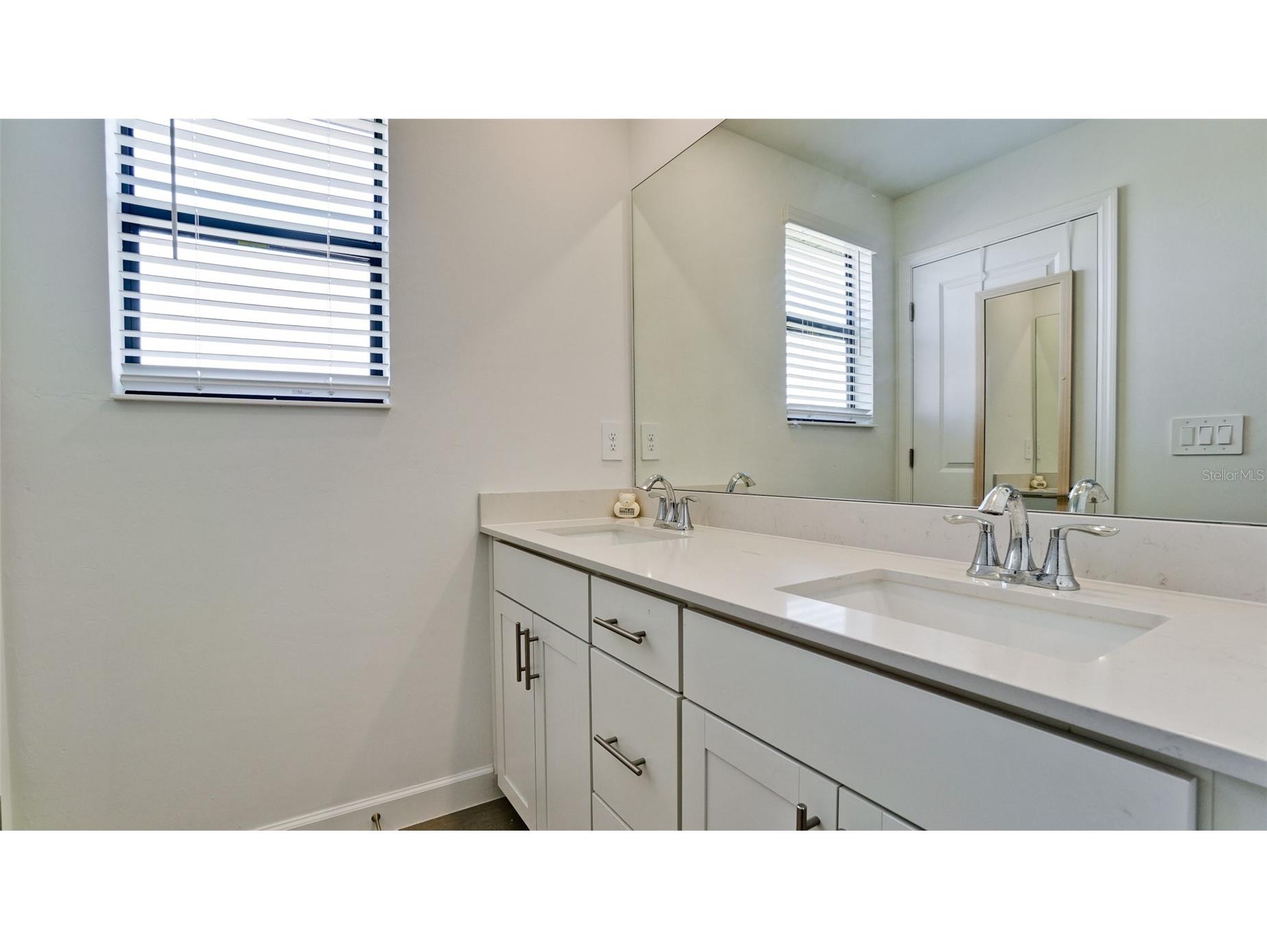 5312 Seal Isle Court Bradenton FL 34211 O6407118 image29