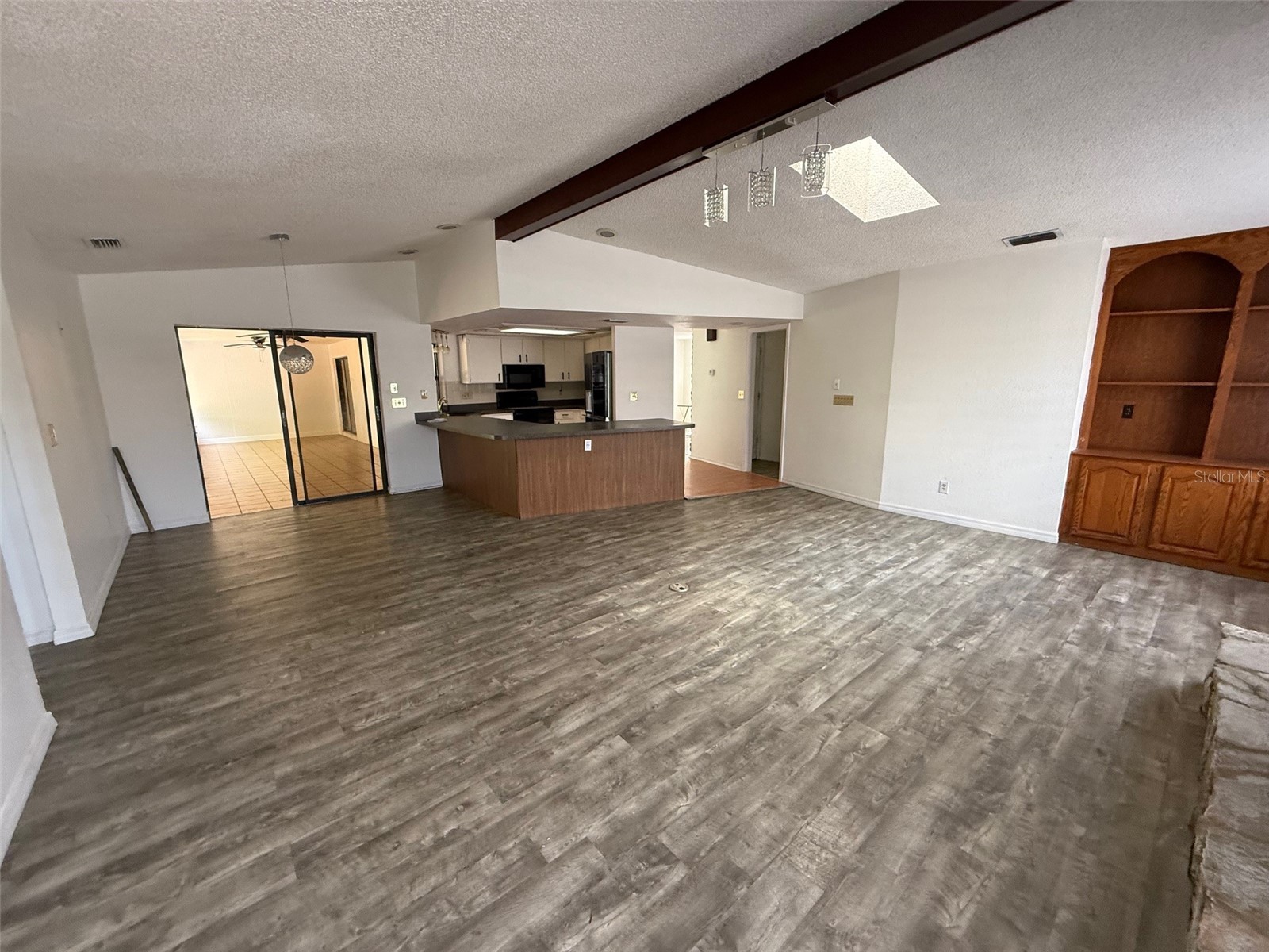 5312 Suwannee Road Weeki Wachee FL 34607 W7885700 image3