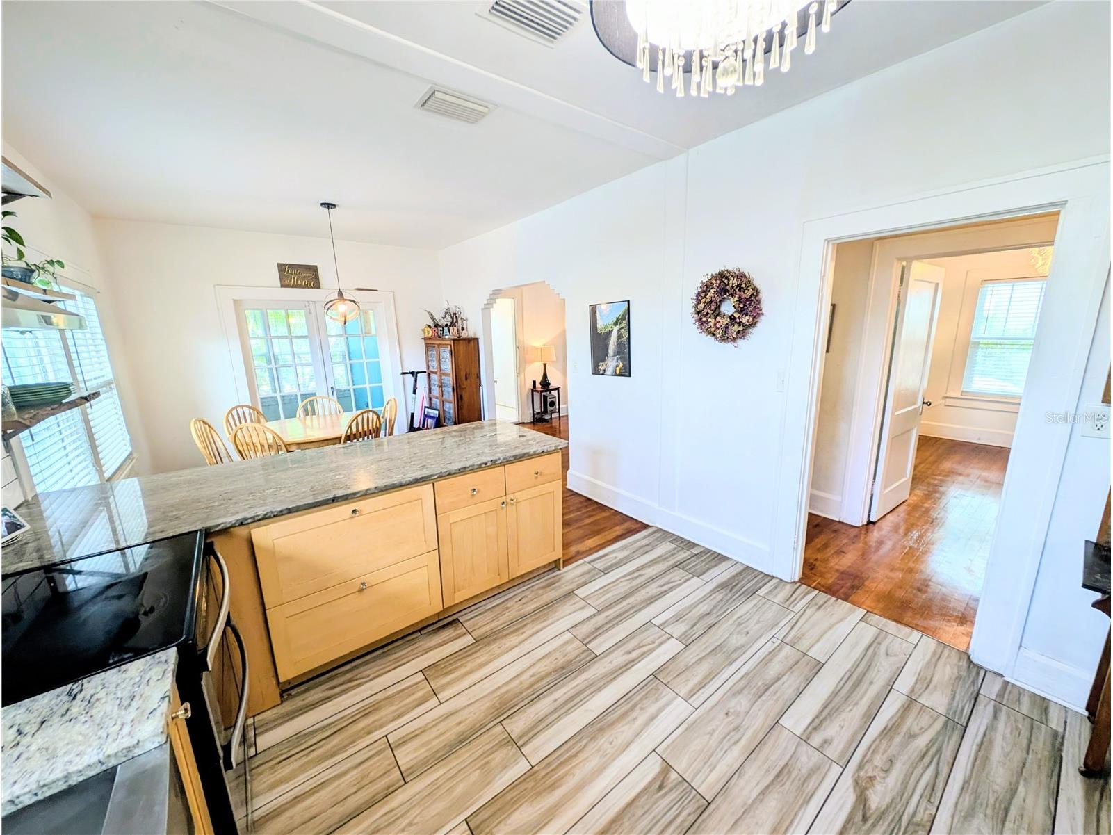 5313 18th Avenue S Gulfport FL 33707 TB8521320 image12