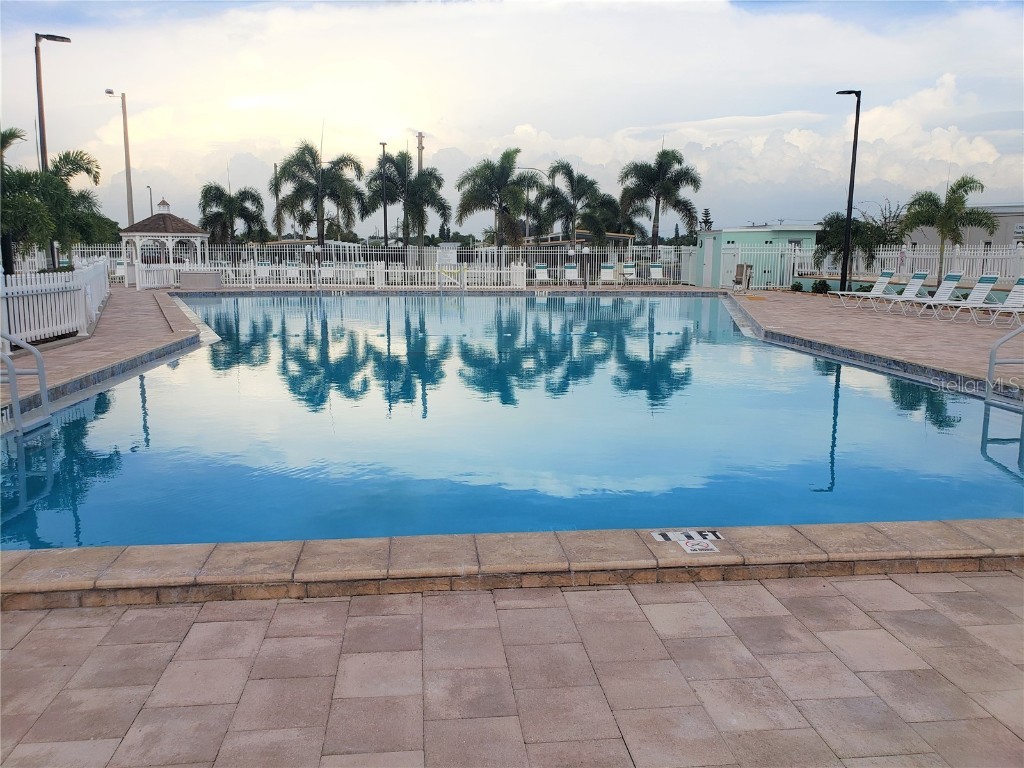 5313 Boca Raton Avenue Sarasota FL 34234 A4672720 image37