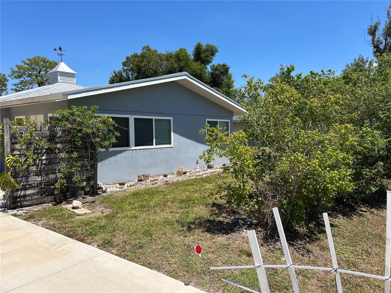 5313 Kensington Street Sarasota FL 34232 A4688887 image1