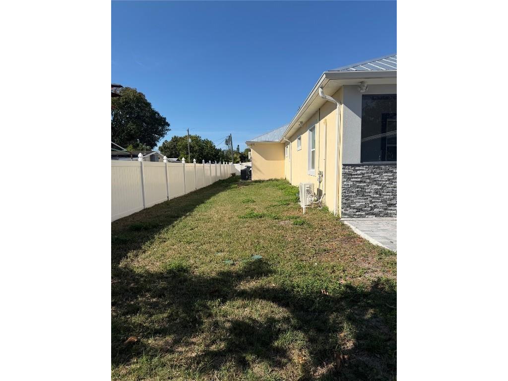 5315 3rd Bradenton FL 34203 A4674039 image41