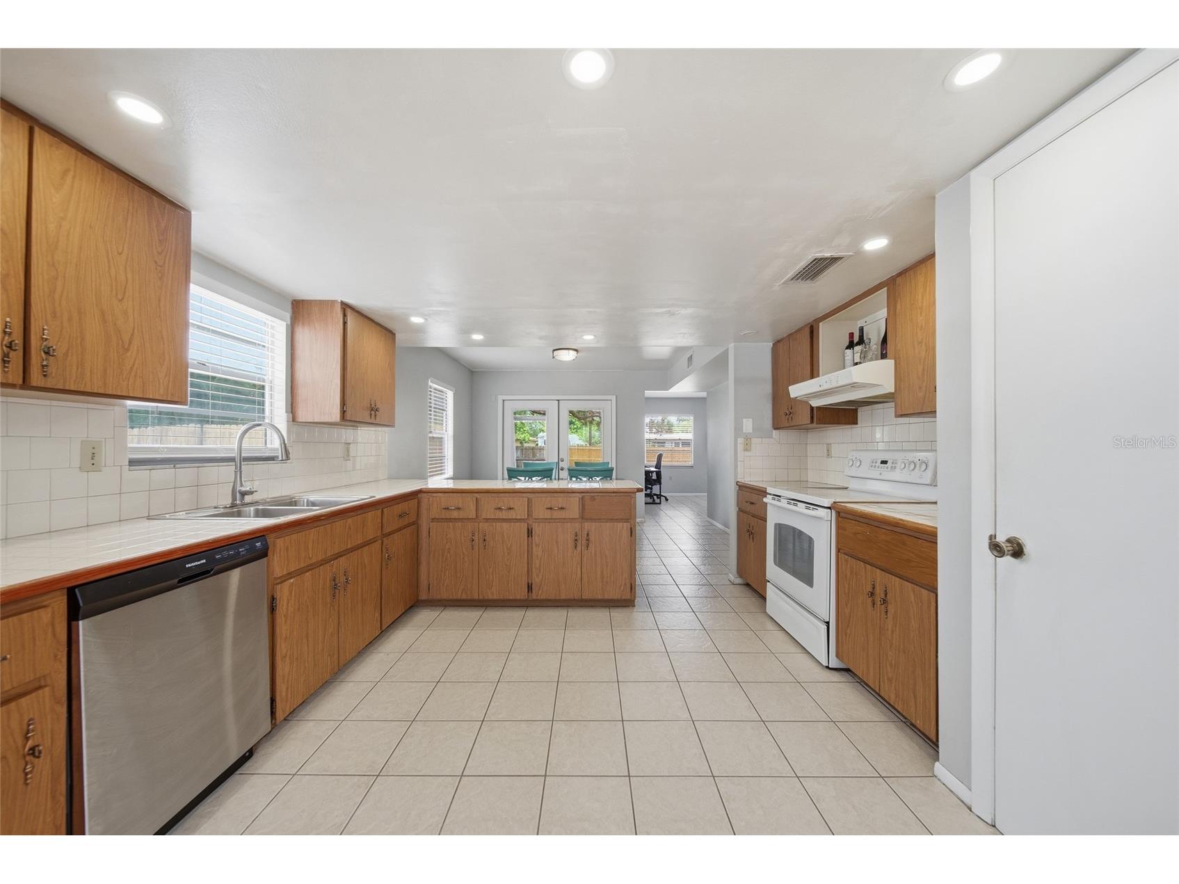 5315 9th Avenue Drive W Bradenton FL 34209 W7887250 image11