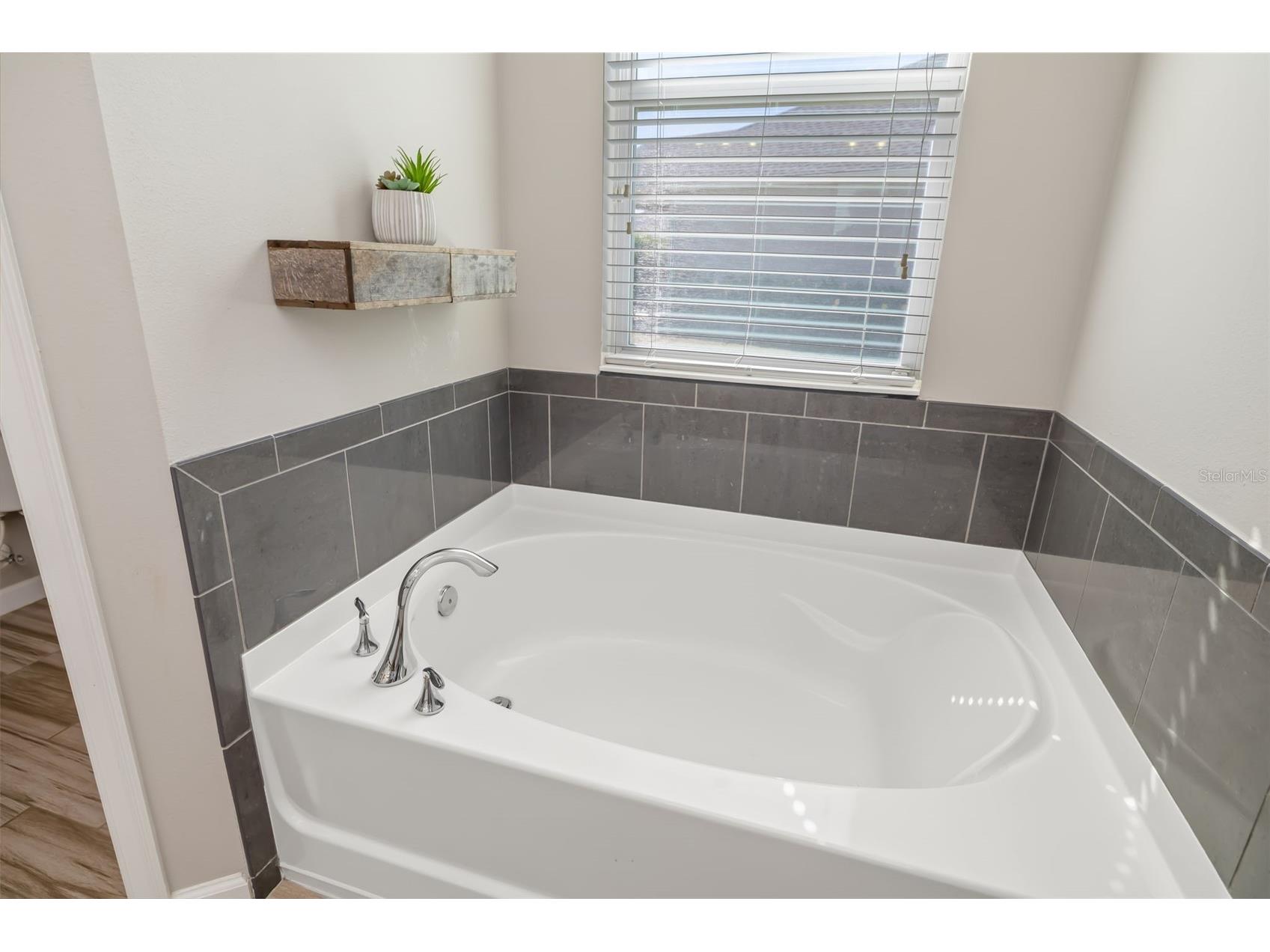 5315 Bentgrass Way Lakewood Ranch FL 34211 A4679604 image37