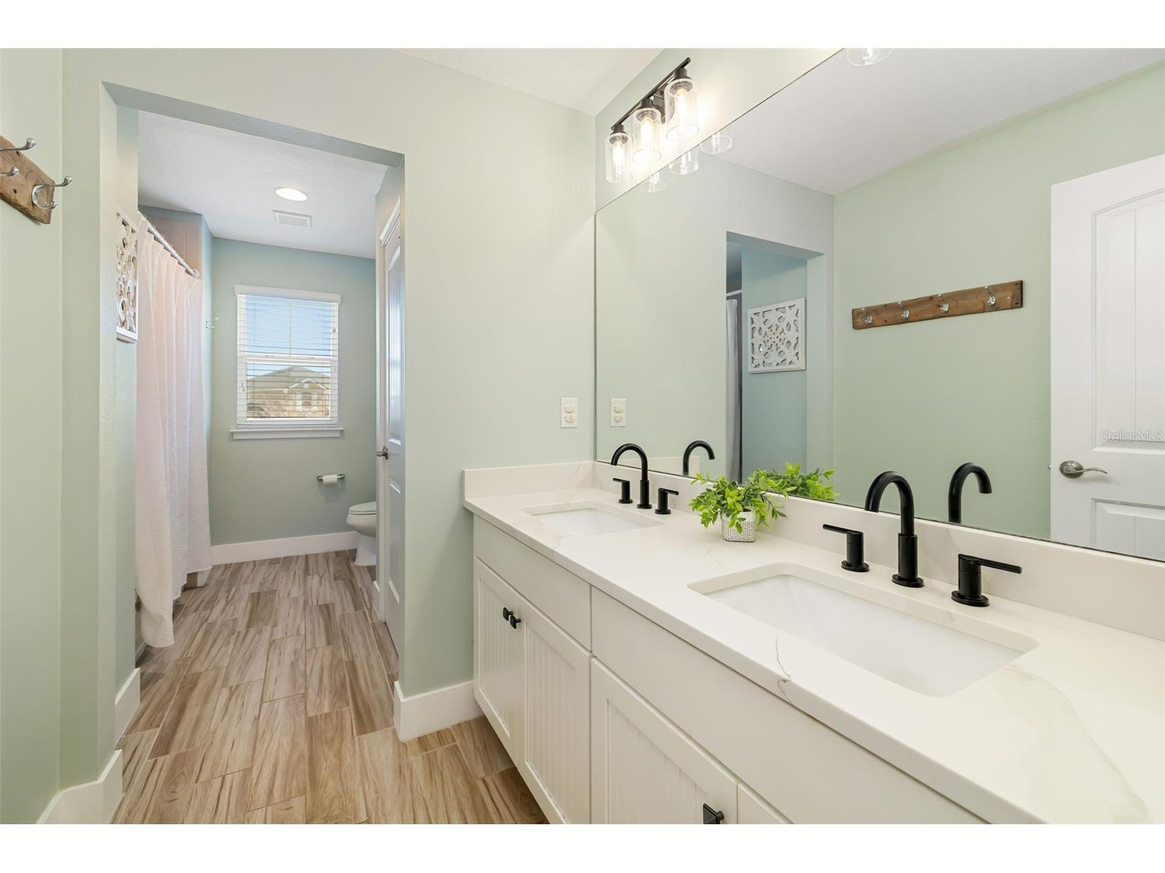 5315 Bentgrass Way Lakewood Ranch FL 34211 A4679604 image48