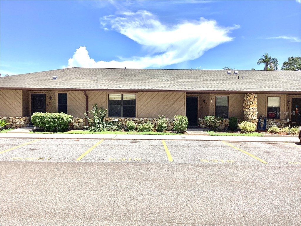 5316 11th Street Circle E #5316 Bradenton FL 34203 A4577374 image1