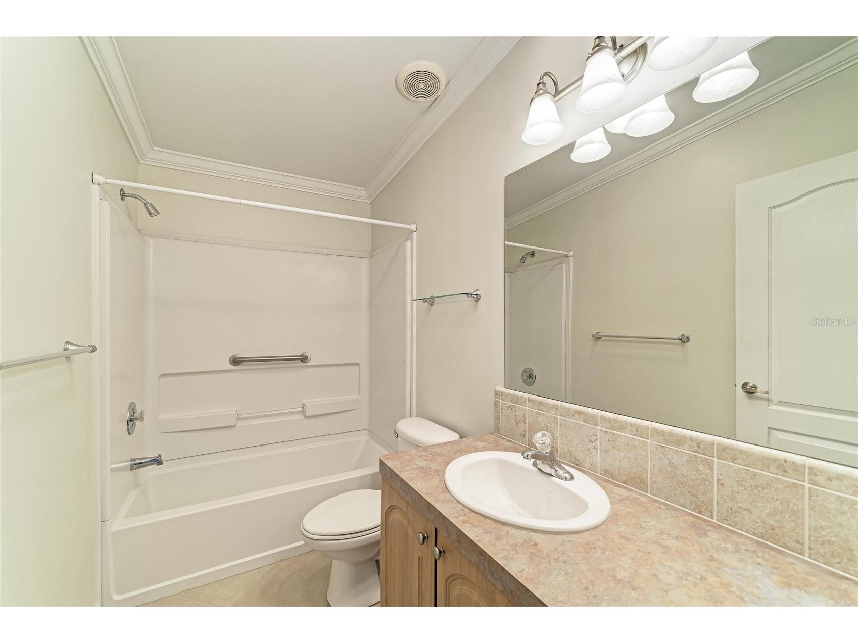 5316 53rd Avenue E #A23 Bradenton FL 34203 A4688602 image37