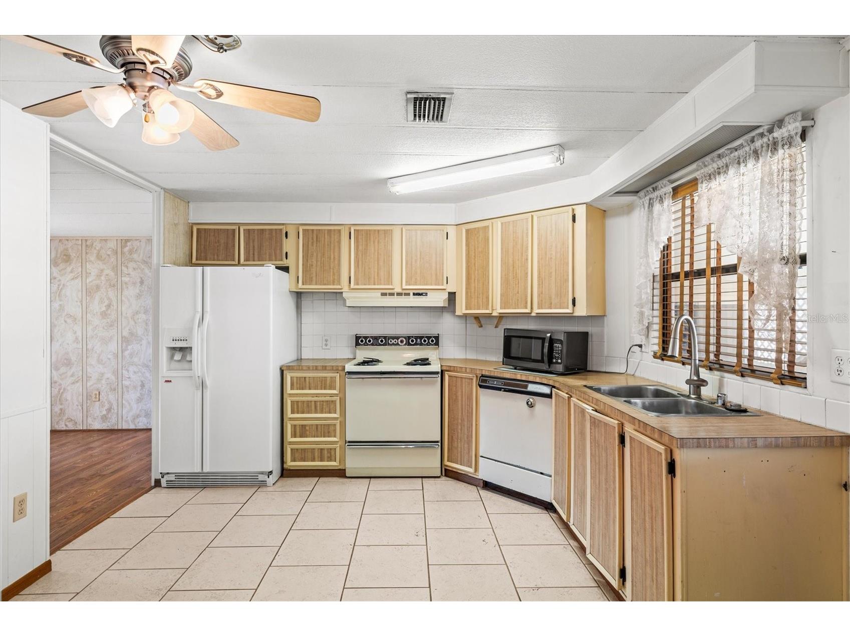 5316 53rd Avenue E #K28 Bradenton FL 34203 A4688799 image7