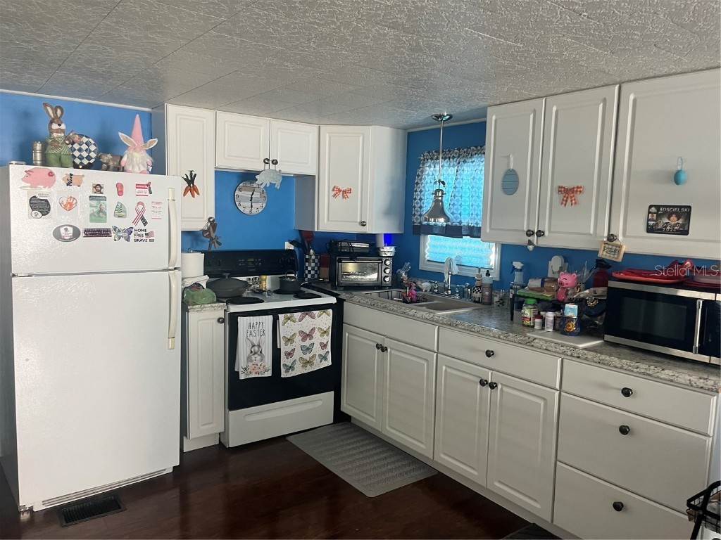 5316 53rd Avenue E #Q11 Bradenton FL 34203 A4643168 image7