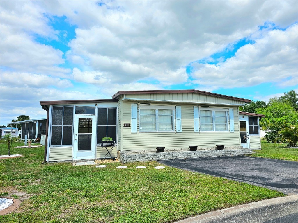 5316 53rd Avenue E #Q111 Bradenton FL 34203 A4651281 image1