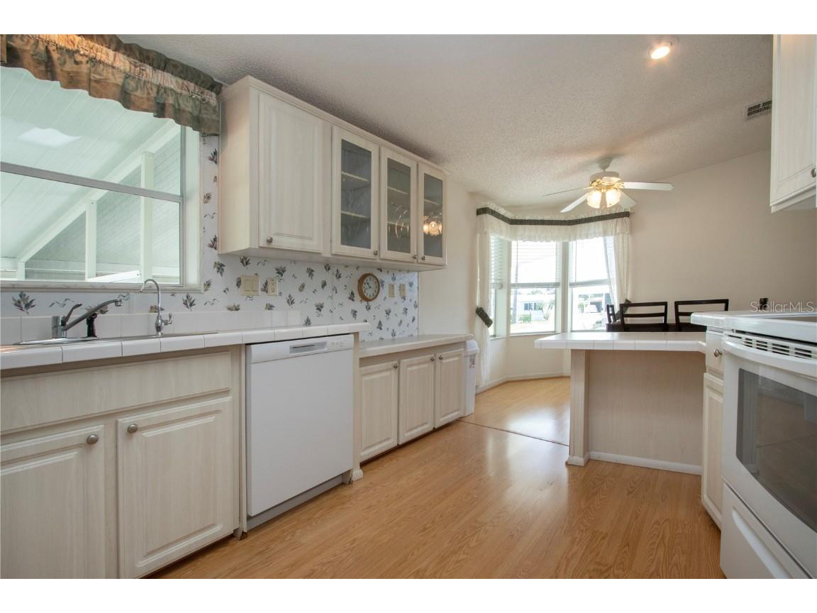 5316 53rd Avenue E #X7 Bradenton FL 34203 A4664869 image28