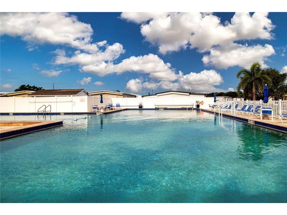 5316 53rd Avenue E #X7 Bradenton FL 34203 A4664869 image63