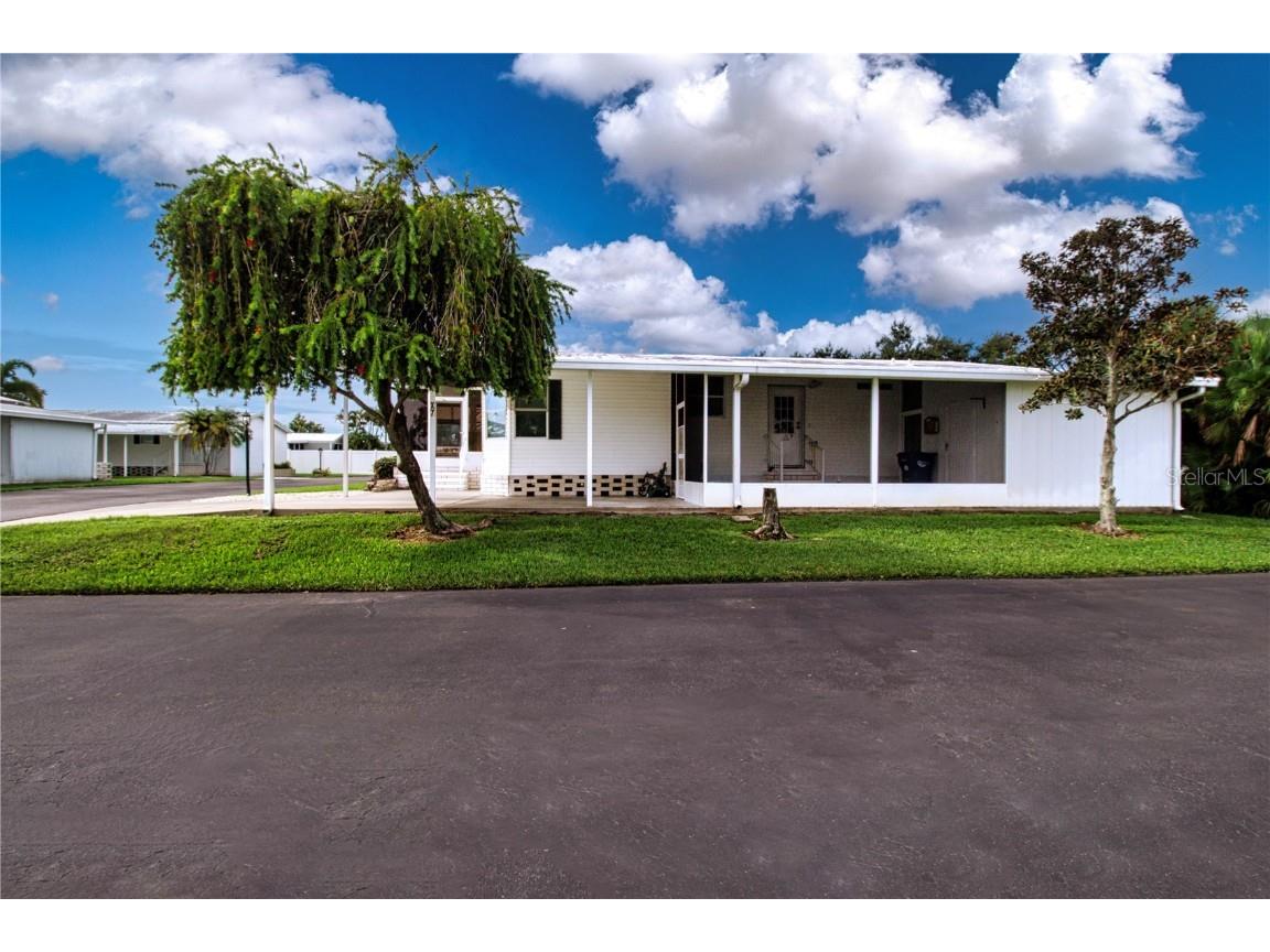 5316 53rd Avenue E #X7 Bradenton FL 34203 A4664869 image8
