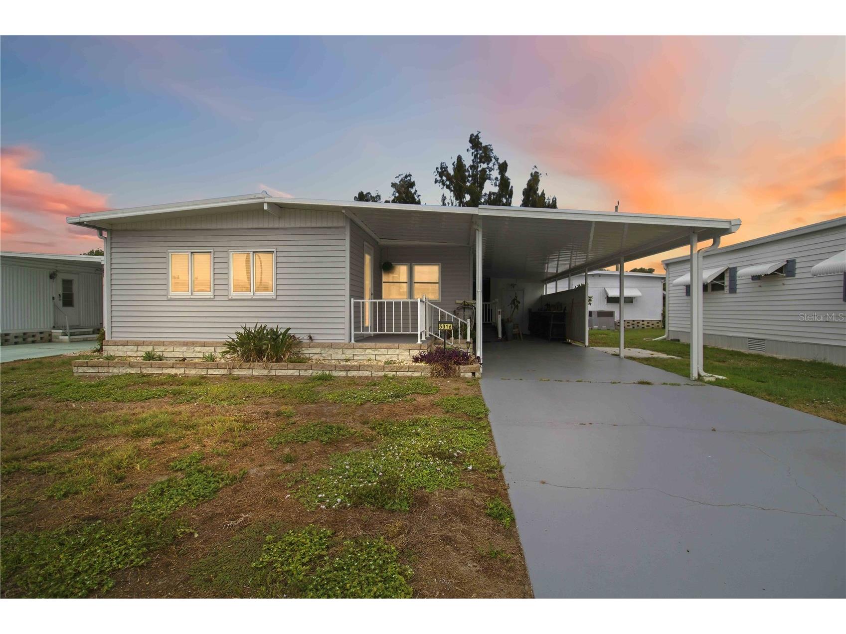 5316 Chateau Lane Bradenton FL 34207 C7526982 image1