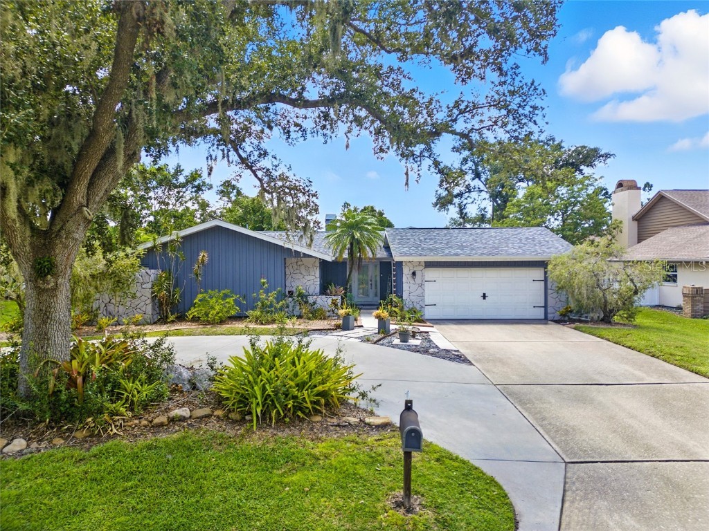 5316 Dominica Circle Sarasota FL 34233 W7878136 image1