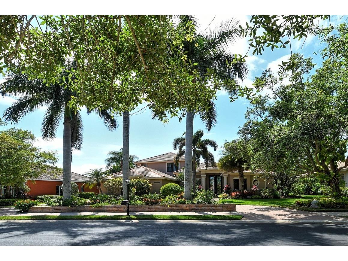 5316 Hunt Club Way Sarasota FL 34238 A4604489 image1