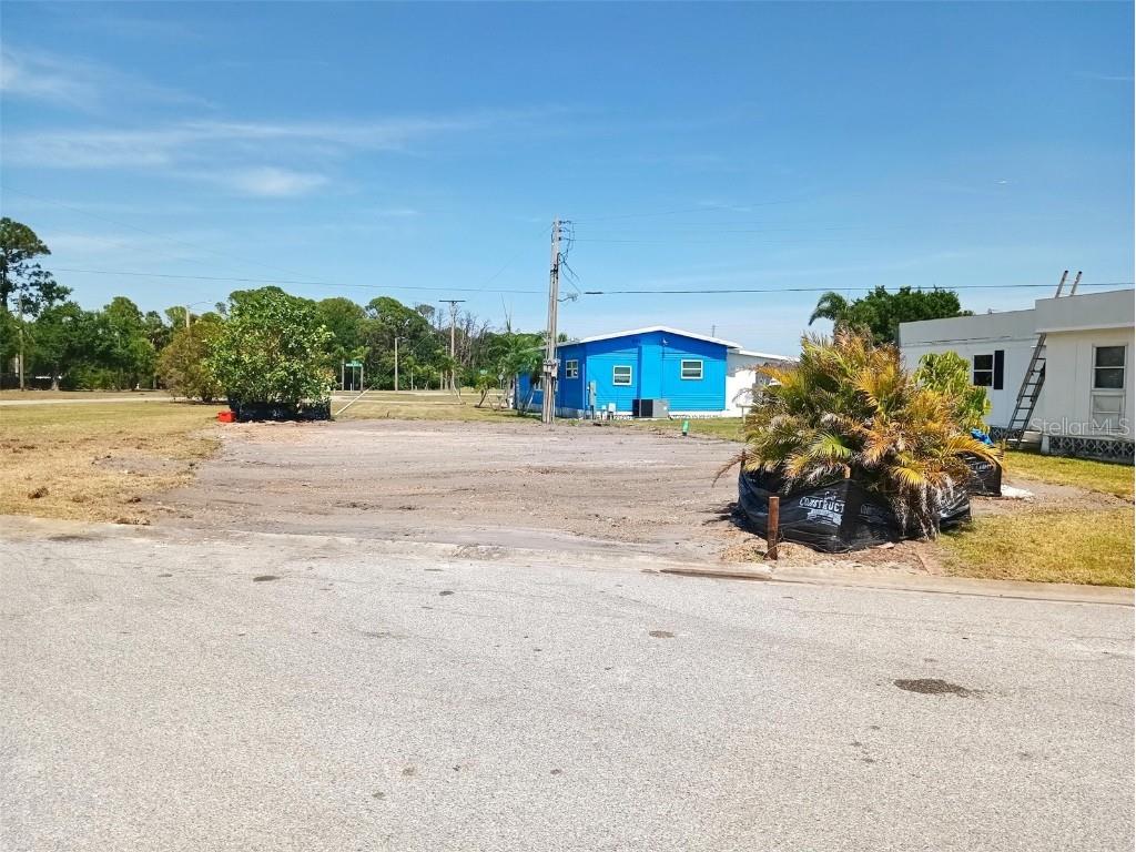 5316 Pebble Beach Avenue Sarasota FL 34234 A4650099 image1