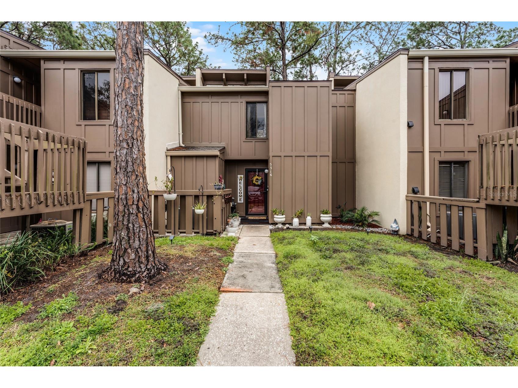 5316 Pebble Beach Drive #E Orlando FL 32811 O6262205 image1