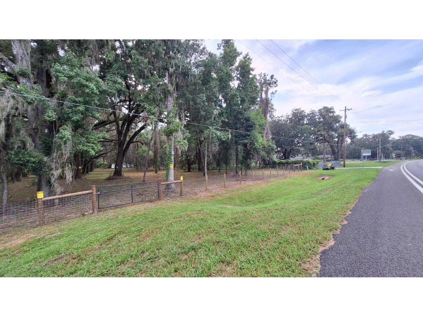 5316 SW 13th Street Gainesville FL 32608 TB8458212 image2