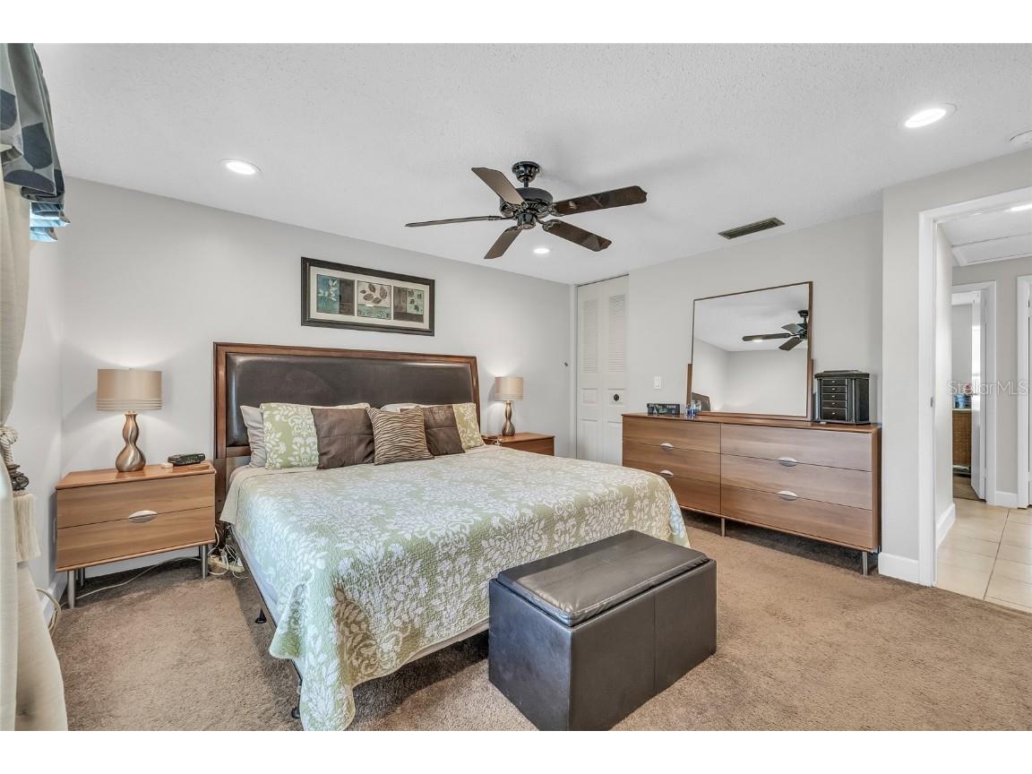 5317 Black Pine Drive Tampa FL 33624 TB8366180 image19