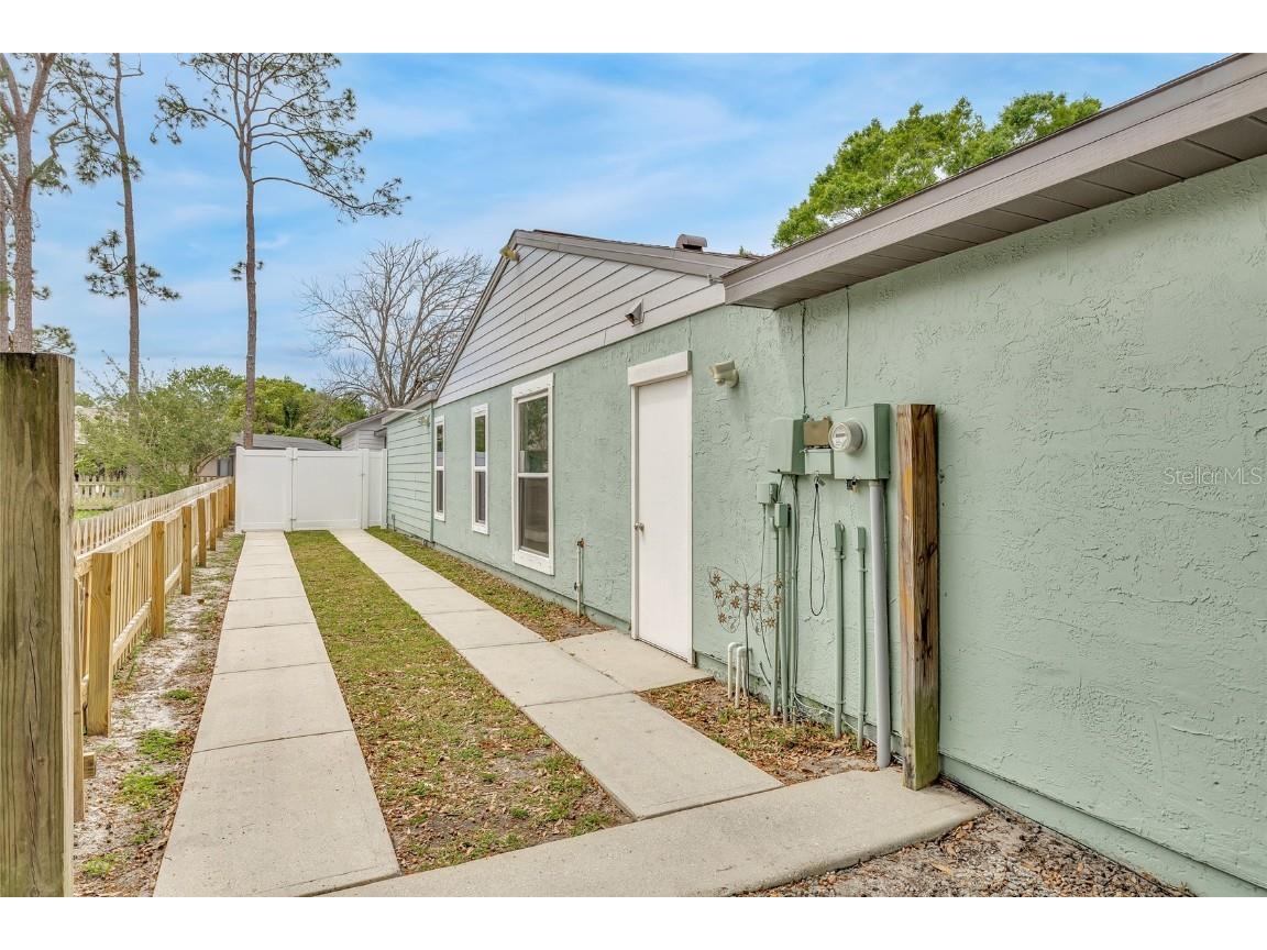 5317 Black Pine Drive Tampa FL 33624 TB8366180 image38