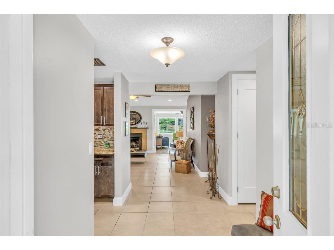 5317 Black Pine Drive Tampa FL 33624 TB8366180 image4