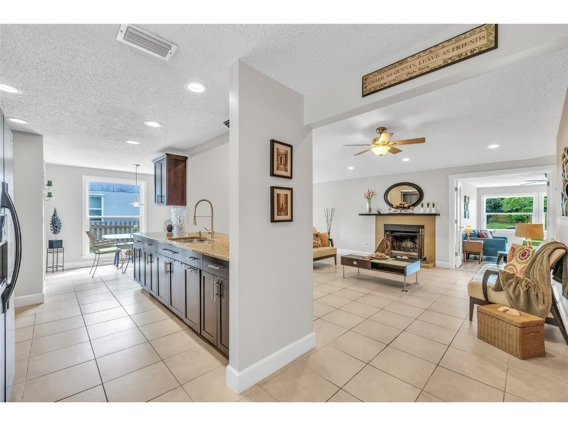 5317 Black Pine Drive Tampa FL 33624 TB8366180 image5