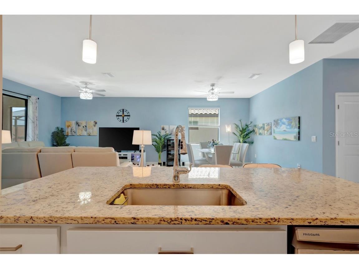 5317 Coral Reef Way Bradenton FL 34211 A4642489 image13