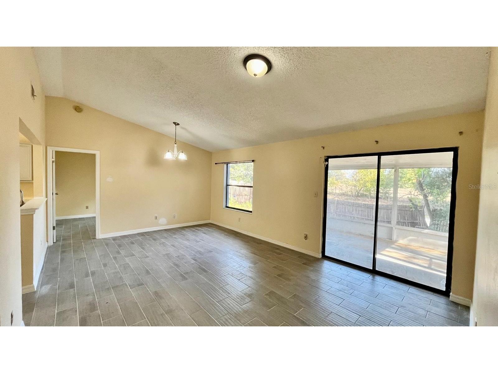 5317 Hyde Park Avenue Orlando FL 32808 O6316958 image2